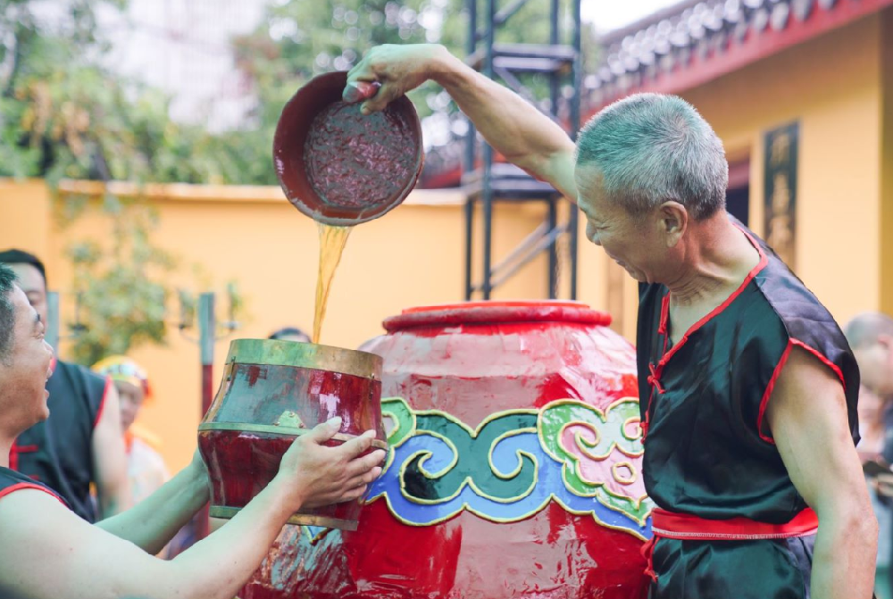 酒仙会市祈丰年| 2022年第十届酒仙会市活动在黄酒小镇成功举办